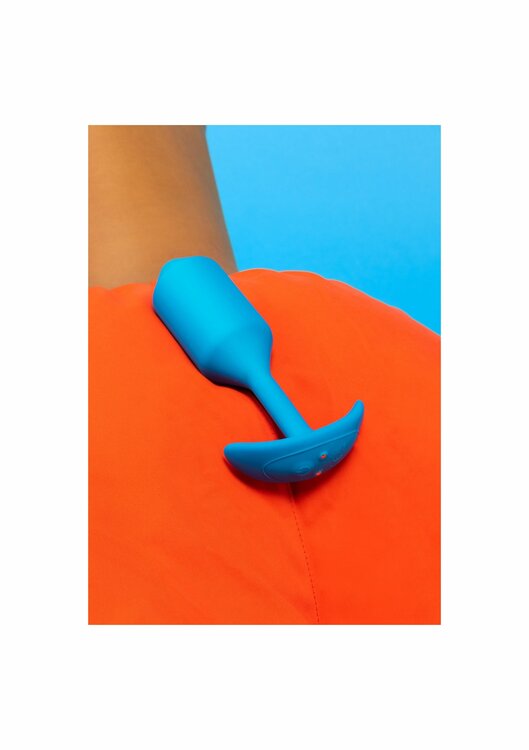 B-Vibe Vibrating Snug Plug L